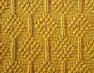 Moss Stitch Diamonds - Stitch Sample